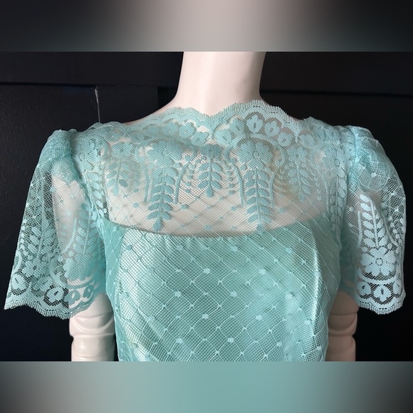 Vintage 60s/70s aqua lace dress - Picture 2 of 11